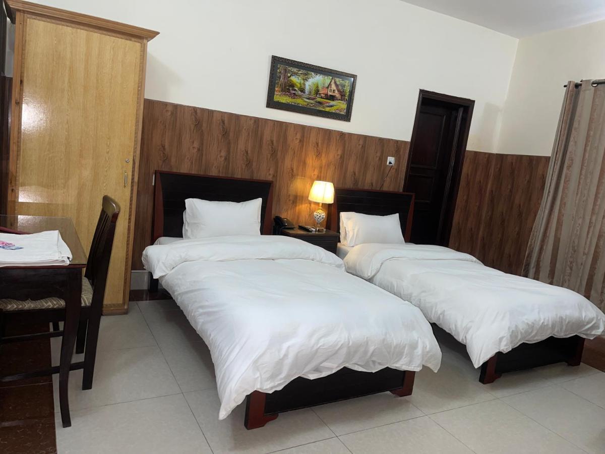 Crown Castle Peshawar Ξενοδοχείο Εξωτερικό φωτογραφία